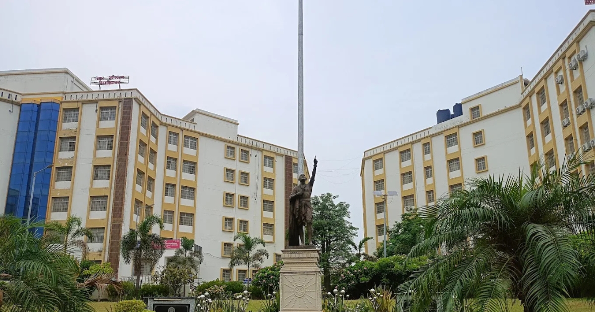 Shyamlal Chandrashekhar Medical College